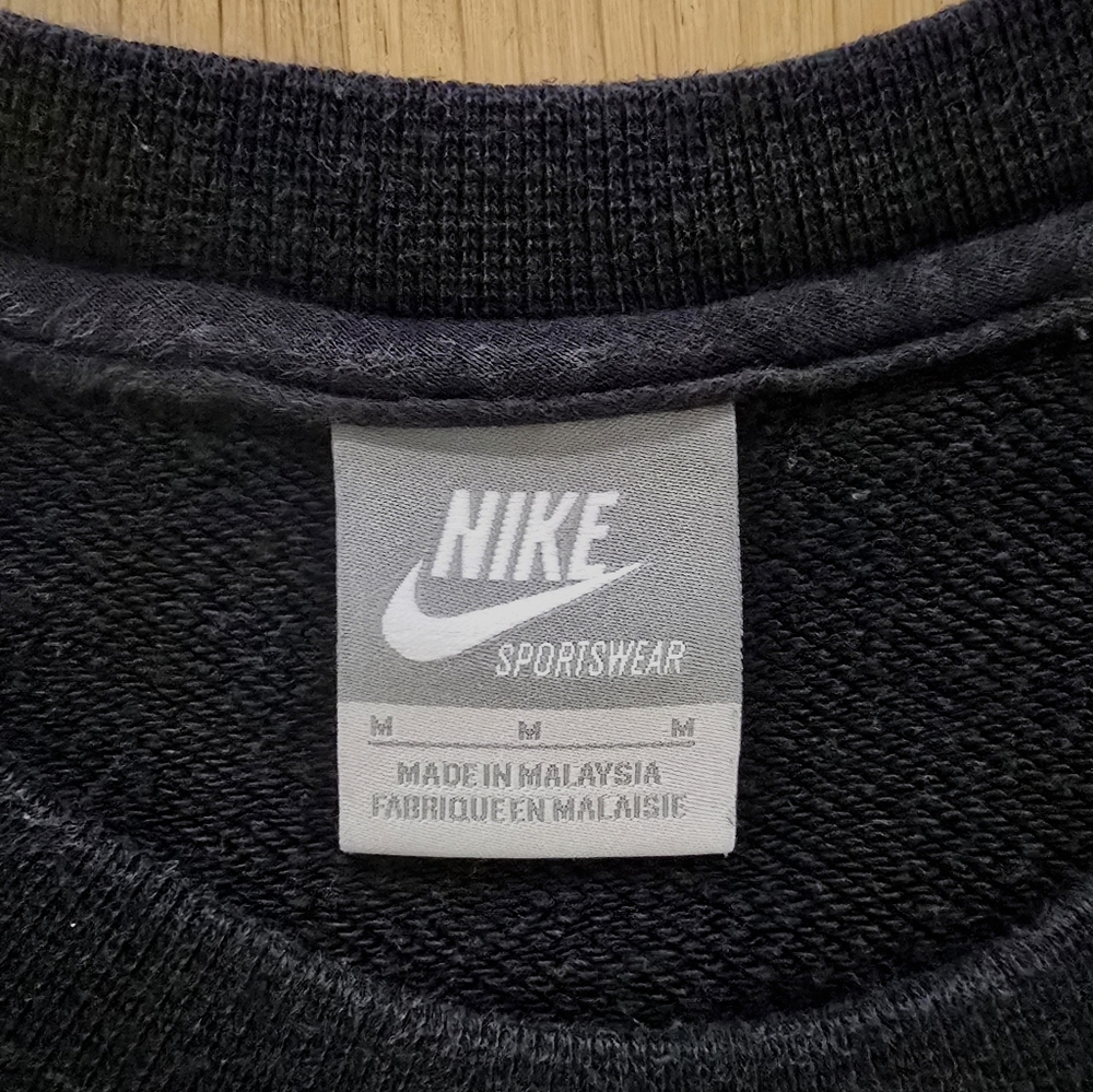 Nike Men’s Graphic Crewneck Sweatshirt | Like New | M| Midnight Navy - Picture 4 of 7